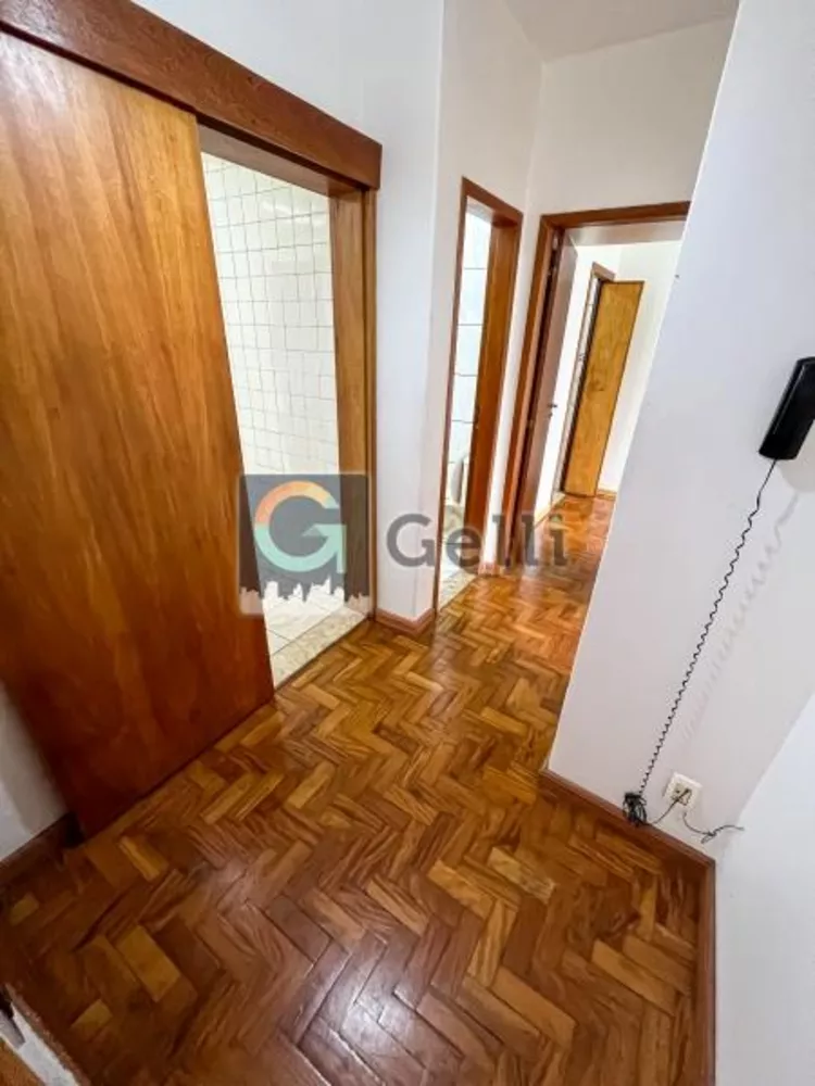 Apartamento à venda com 2 quartos, 75m² - Foto 3