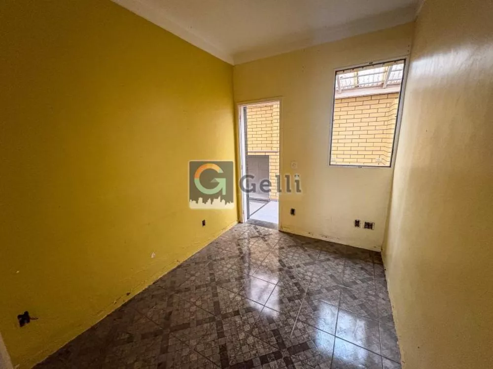 Casa, 9 quartos, 318 m² - Foto 3