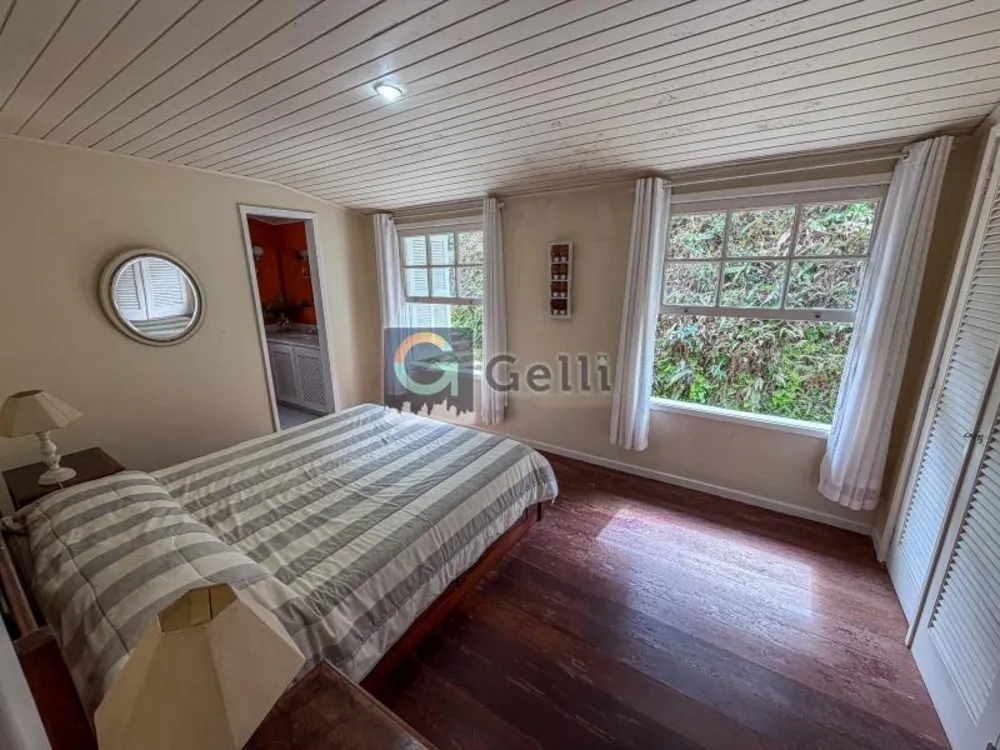 Casa, 5 quartos, 230 m² - Foto 10
