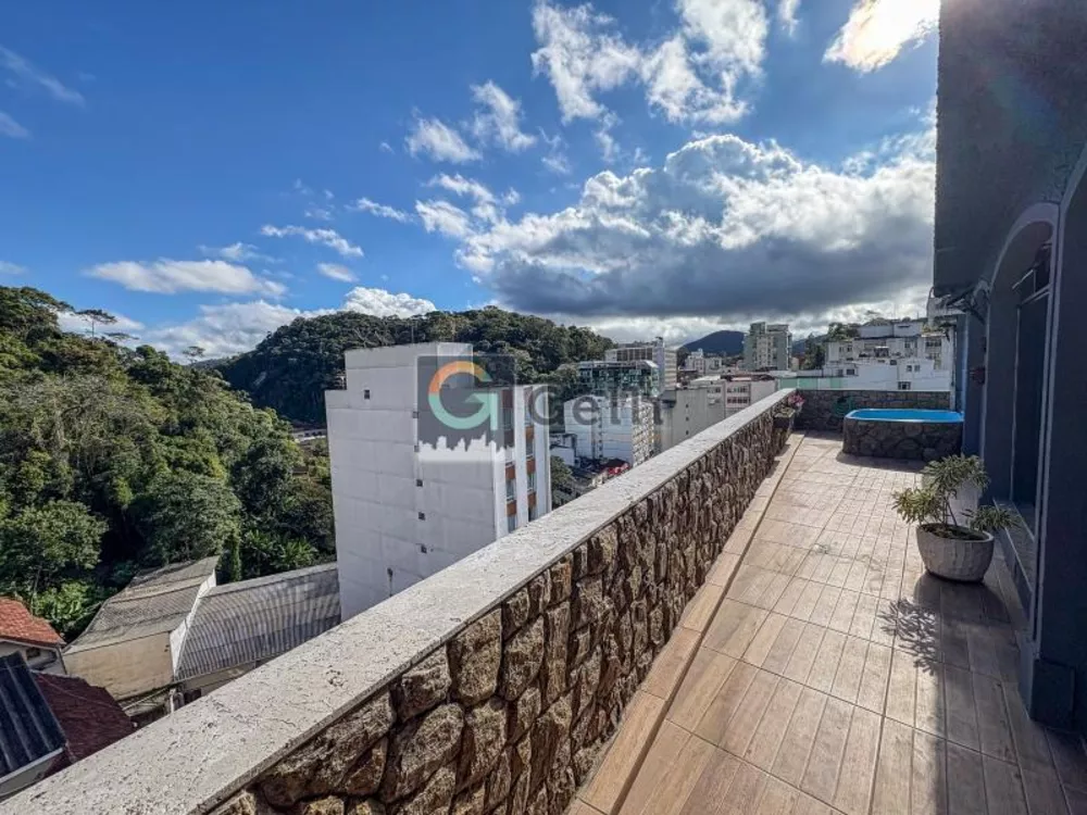 Cobertura, 3 quartos, 156 m² - Foto 2