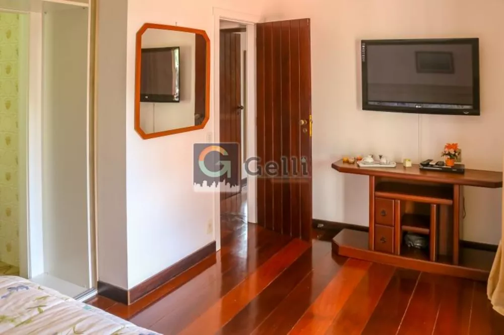 Casa, 3 quartos, 258 m² - Foto 8