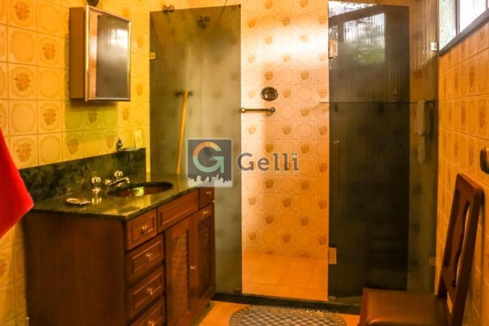 Casa à venda com 3 quartos, 258m² - Foto 8