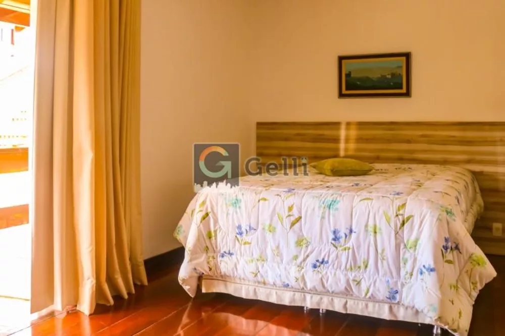 Casa, 3 quartos, 258 m² - Foto 4