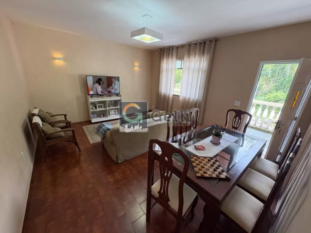 Casa, 3 quartos, 220 m² - Foto 6