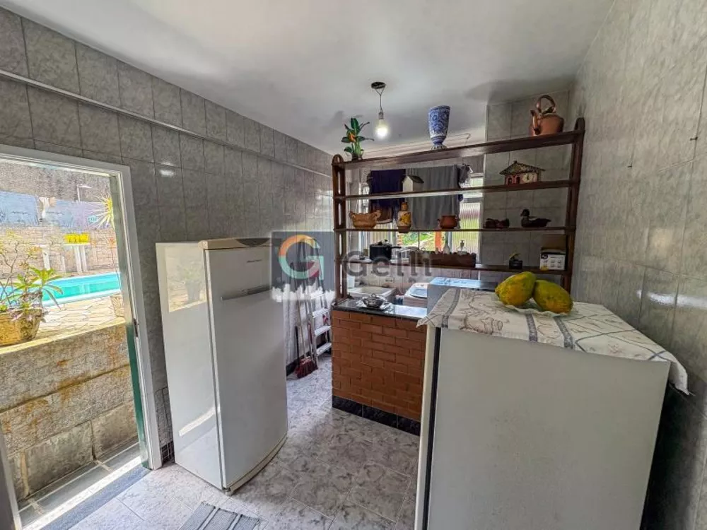 Casa, 3 quartos, 220 m² - Foto 3