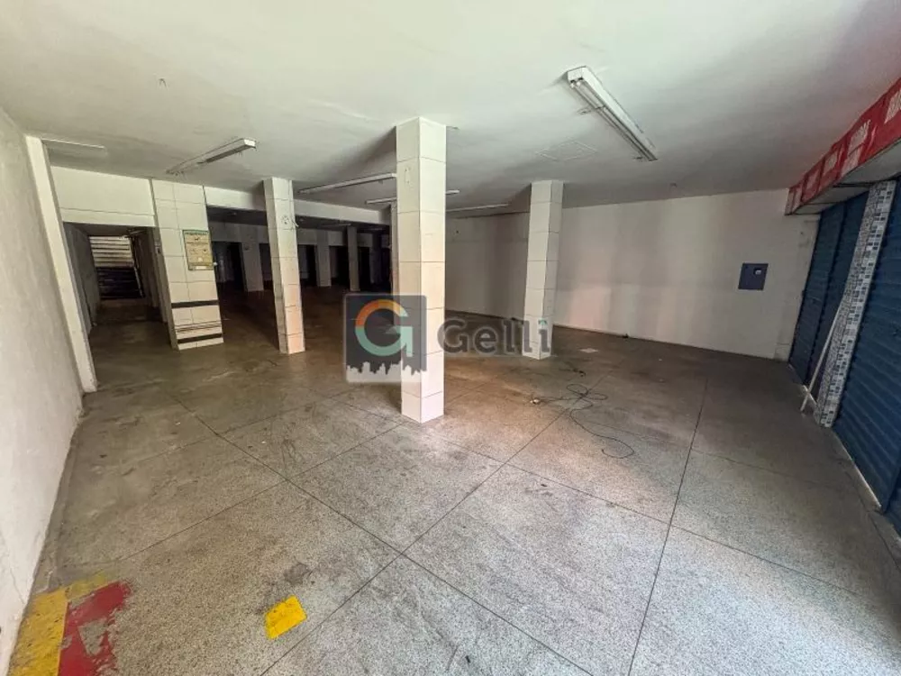 Loja-Salão, 658 m² - Foto 1