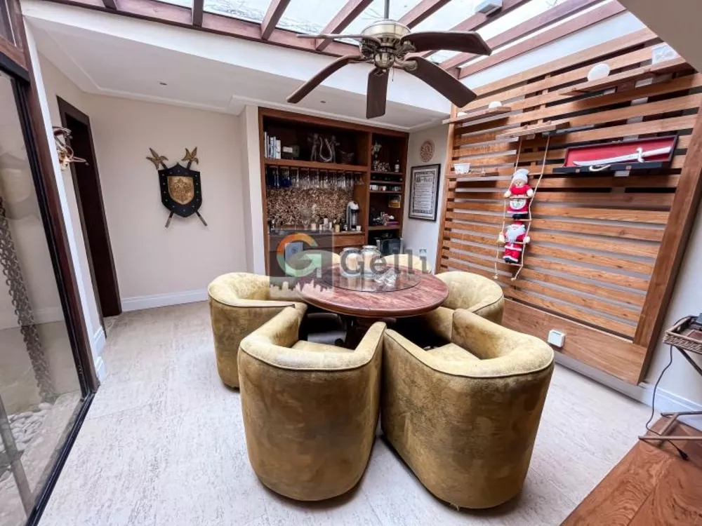 Casa à venda com 5 quartos, 550m² - Foto 8