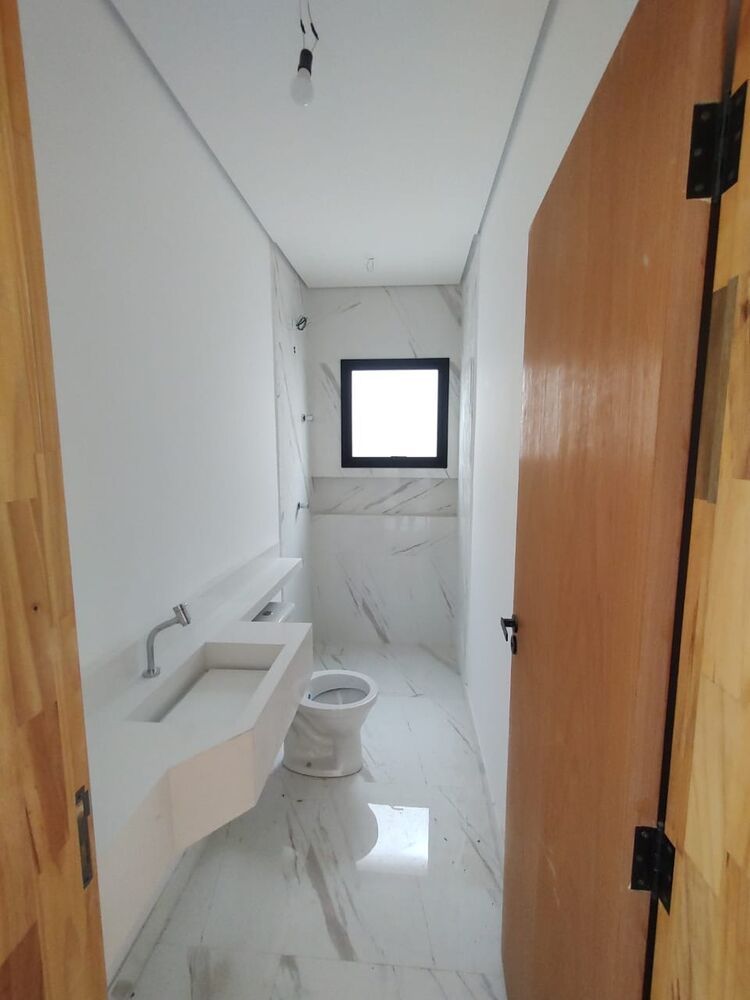 Casa à venda com 3 quartos, 121m² - Foto 7