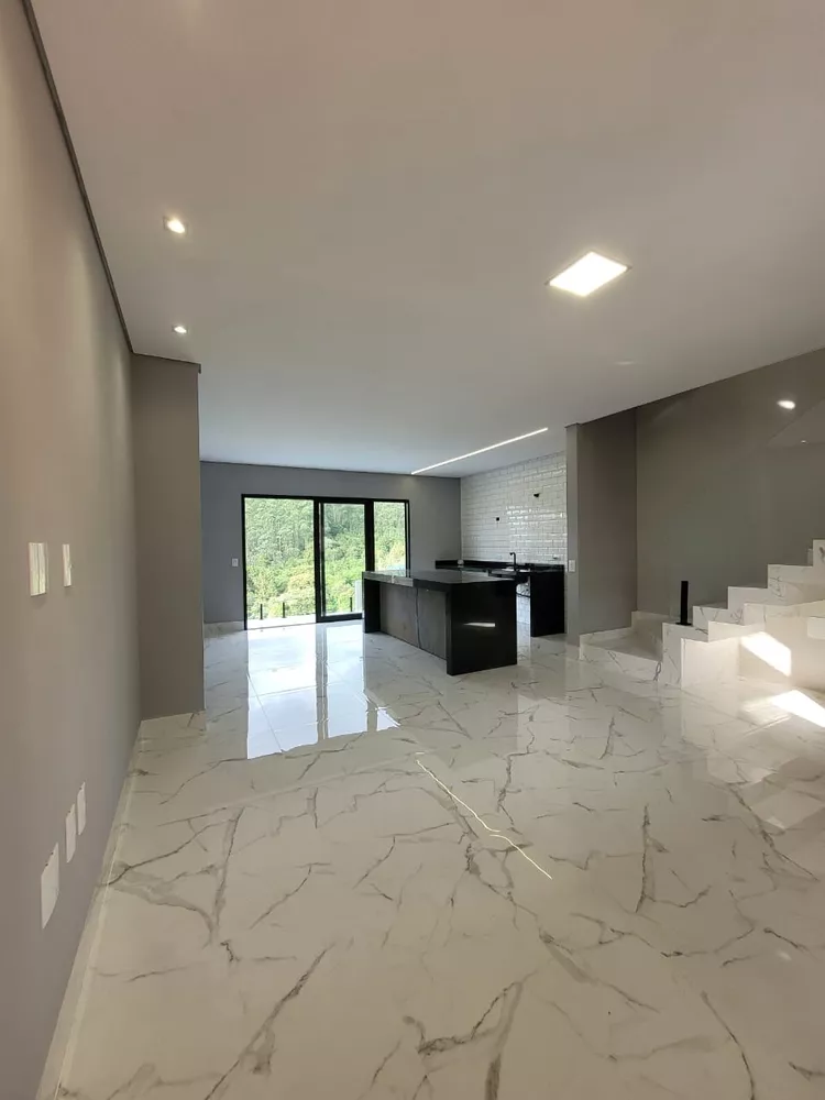 Casa à venda com 3 quartos, 145m² - Foto 7