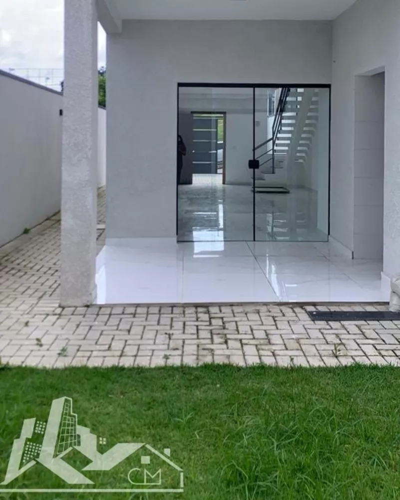 Casa à venda com 3 quartos, 110m² - Foto 2