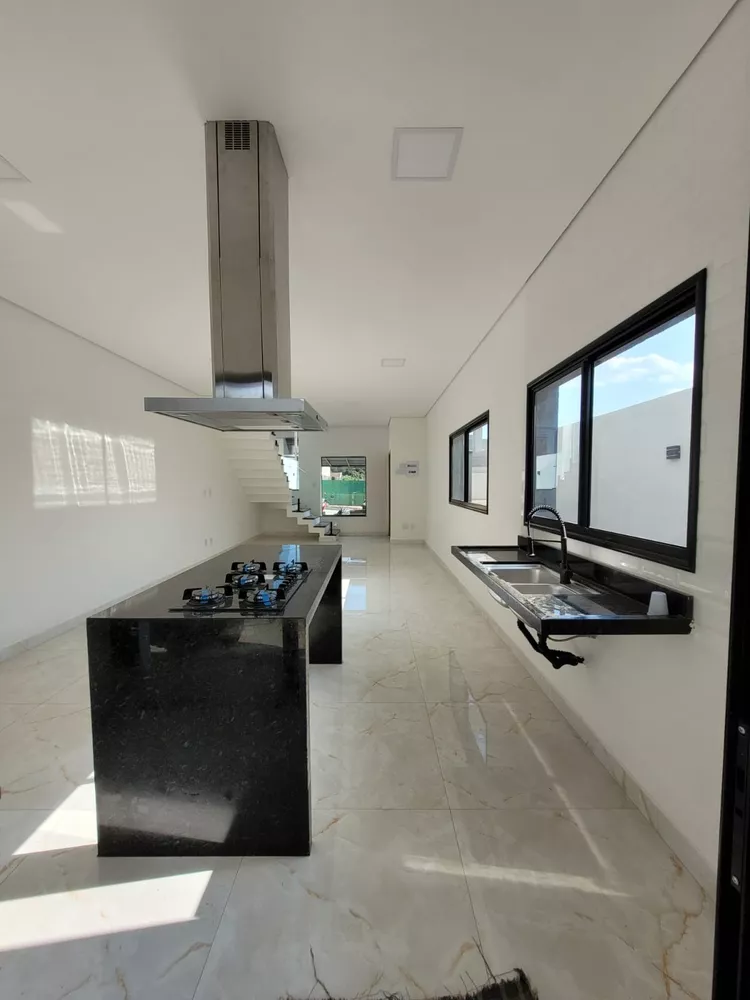 Casa à venda com 3 quartos, 127m² - Foto 4