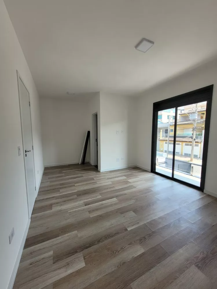 Casa à venda com 3 quartos, 179m² - Foto 9