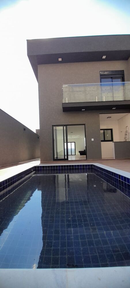 Casa, 3 quartos, 132 m² - Foto 1
