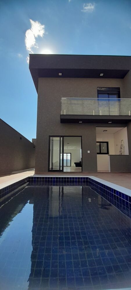 Casa, 3 quartos, 132 m² - Foto 2