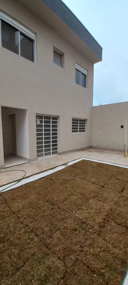 Casa à venda com 3 quartos, 105m² - Foto 4