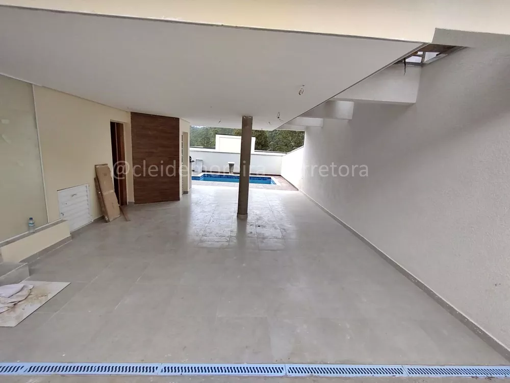 Casa à venda com 3 quartos, 160m² - Foto 3