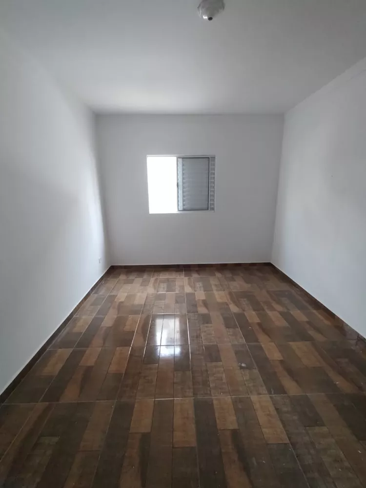 Casa à venda com 3 quartos, 255m² - Foto 4