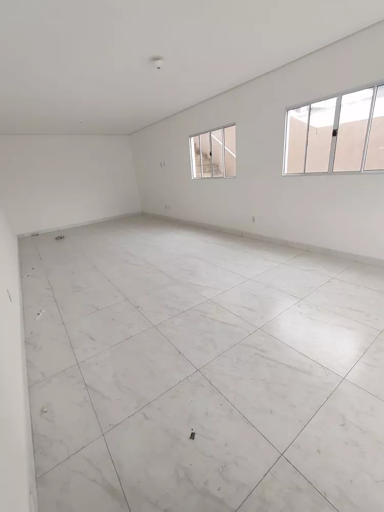 Casa à venda com 3 quartos, 104m² - Foto 4