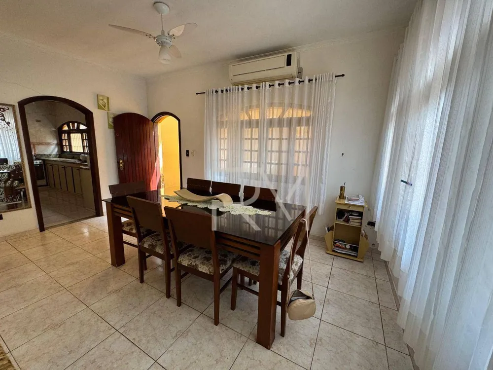 Casa, 5 quartos, 219 m² - Foto 12