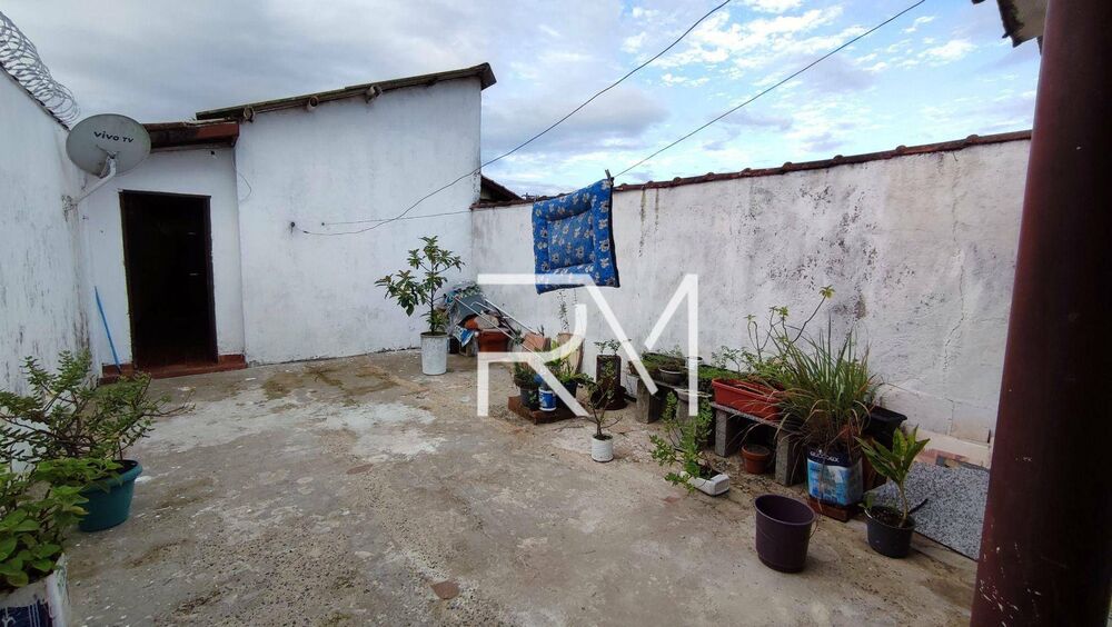 Casa à venda com 3 quartos, 110m² - Foto 16