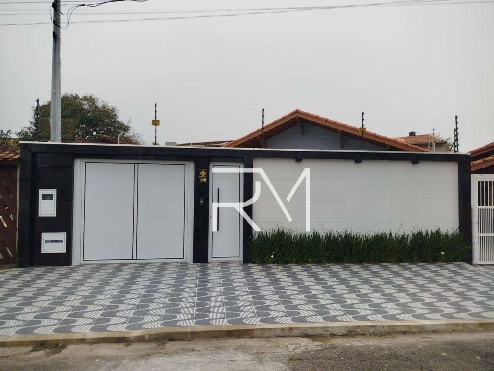 Casa, 4 quartos, 147 m² - Foto 1