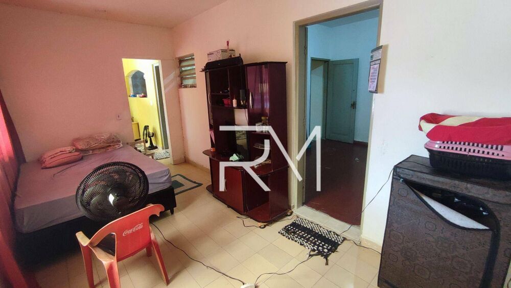 Casa à venda com 6 quartos, 261m² - Foto 20
