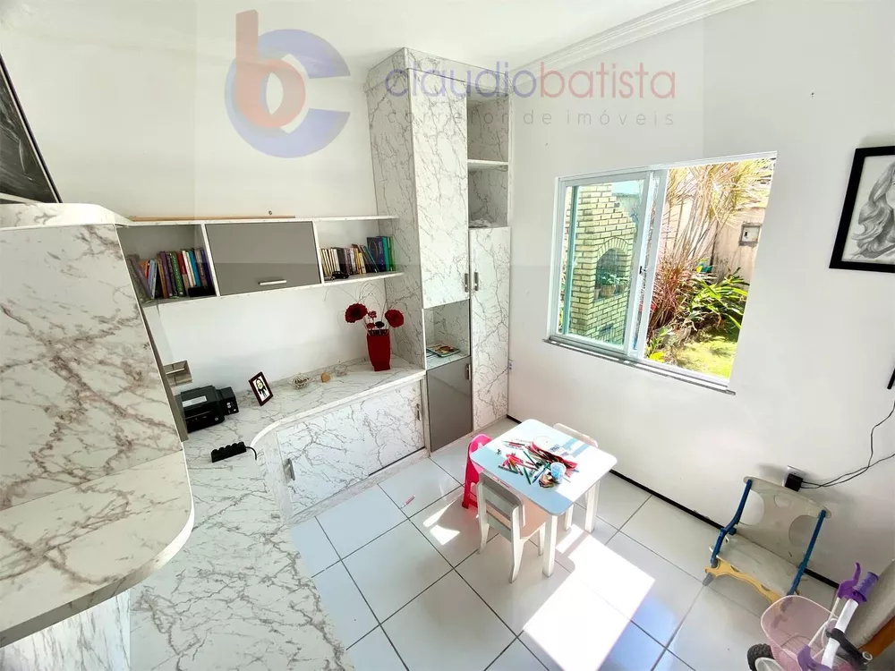 Casa à venda com 3 quartos, 80m² - Foto 10