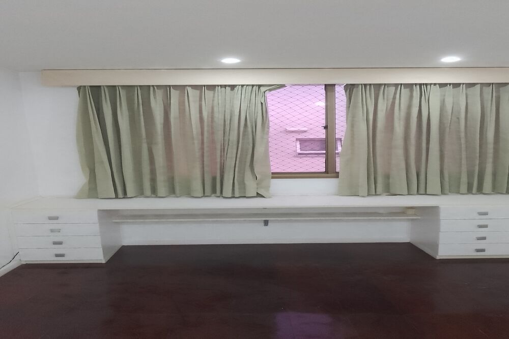 Apartamento à venda com 2 quartos, 80m² - Foto 2