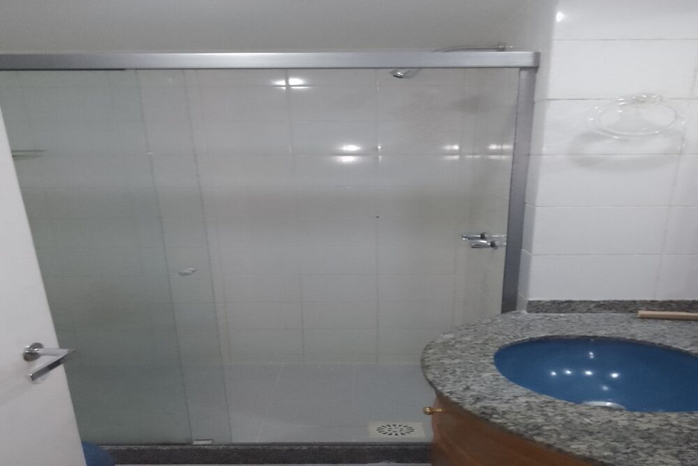 Apartamento à venda com 2 quartos, 80m² - Foto 3