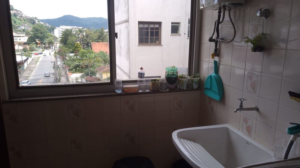 Apartamento à venda com 2 quartos, 80m² - Foto 2