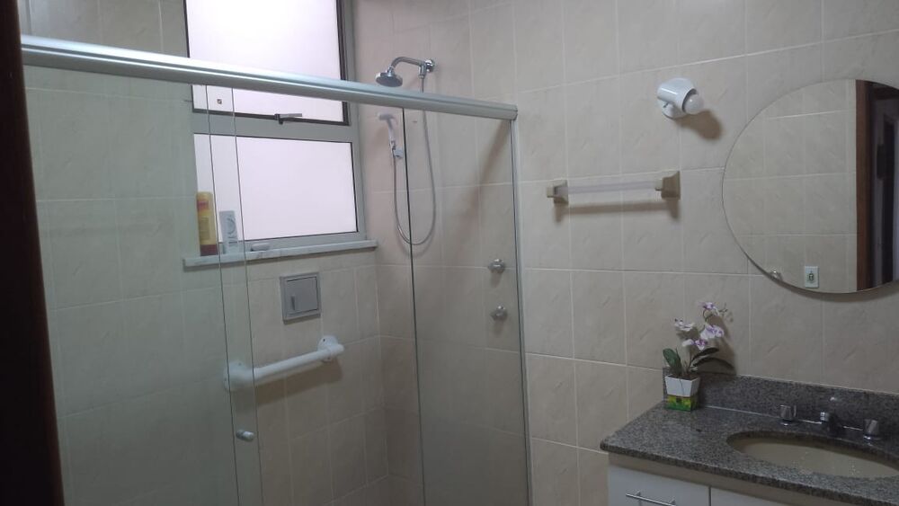 Apartamento à venda com 2 quartos, 80m² - Foto 3