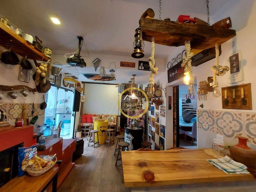 Casa, 3 quartos, 184 m² - Foto 2