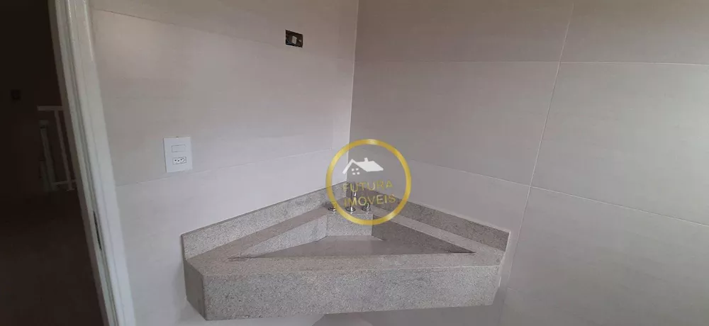 Casa, 3 quartos, 215 m² - Foto 2