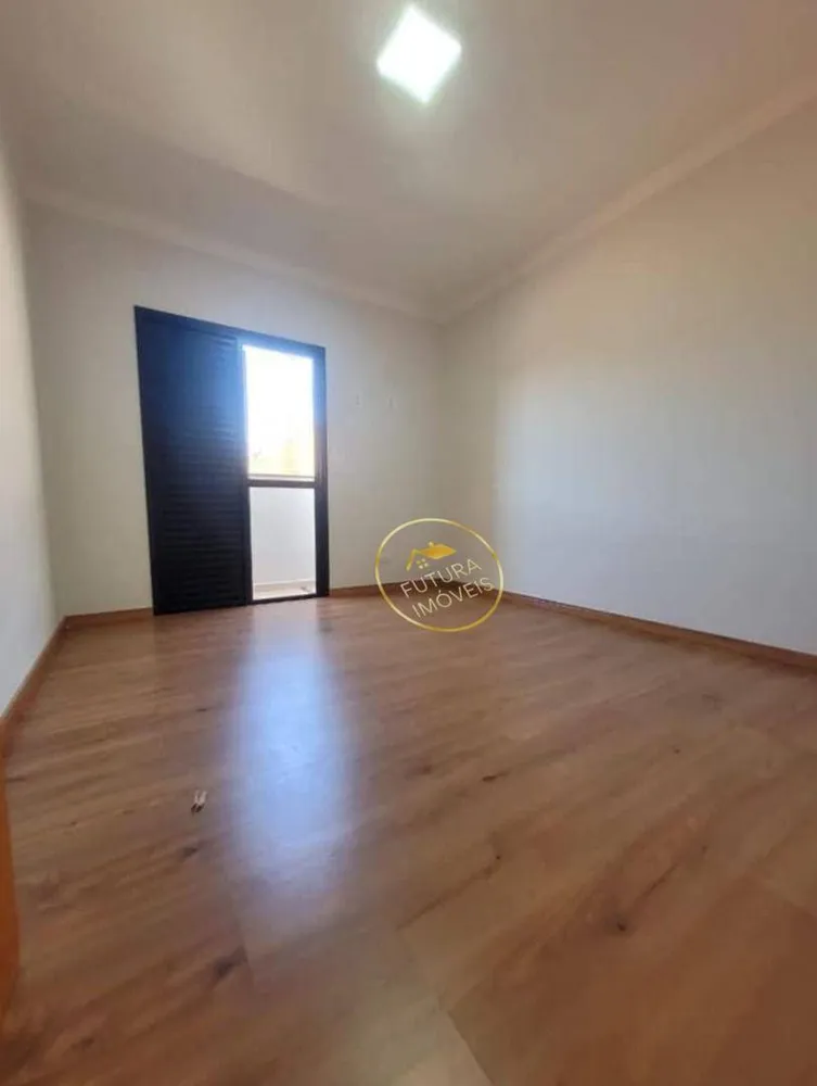 Casa, 3 quartos, 143 m² - Foto 1