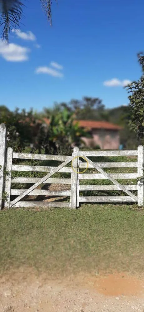 Chácara, 2 quartos, 1200 m² - Foto 1