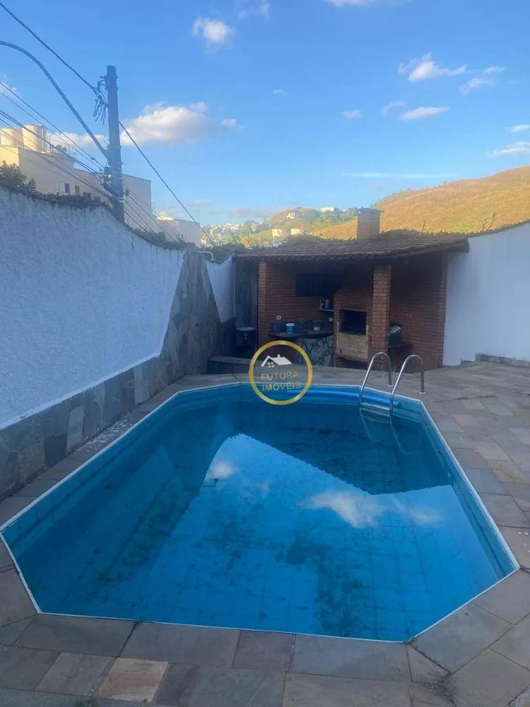 Casa, 6 quartos, 280 m² - Foto 2