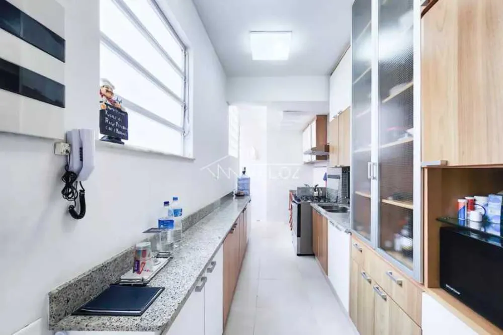 Apartamento, 3 quartos, 184 m² - Foto 1