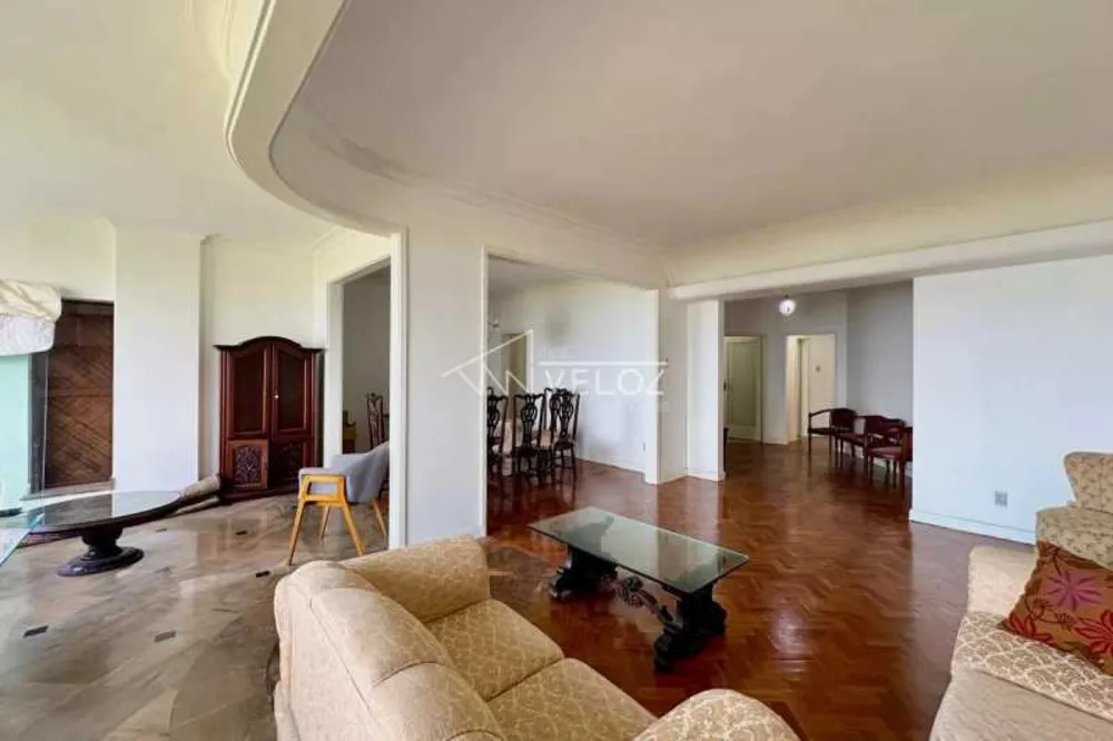 Apartamento, 3 quartos, 212 m² - Foto 1