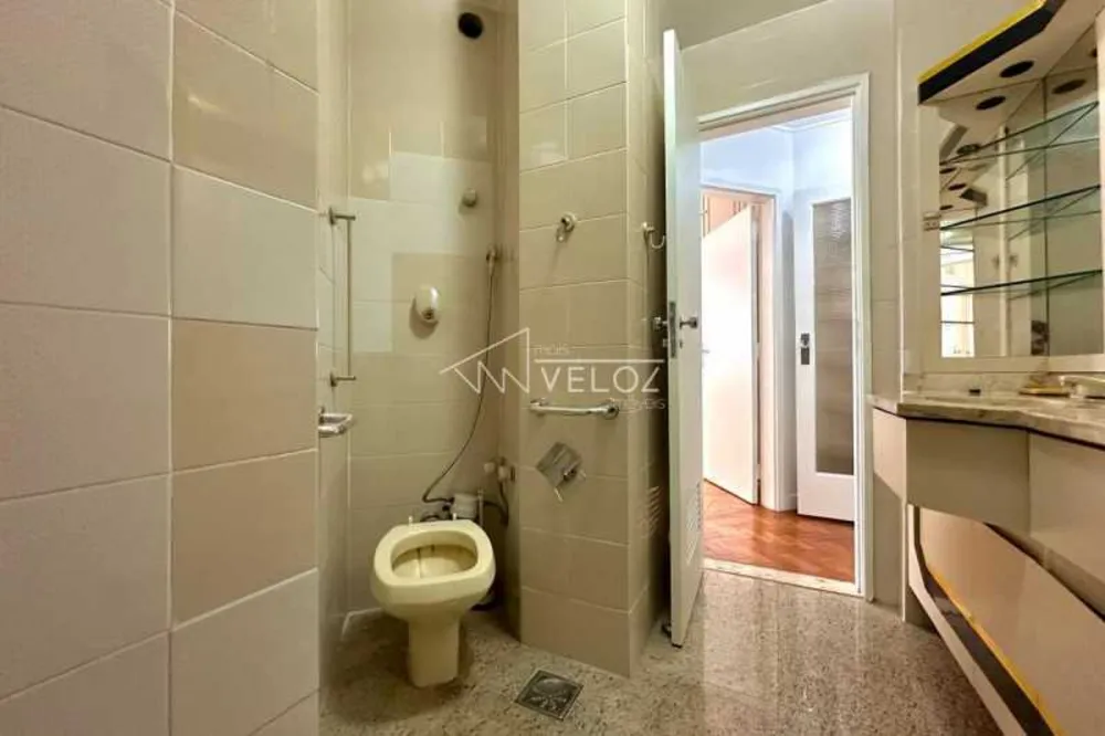 Apartamento, 3 quartos, 212 m² - Foto 2