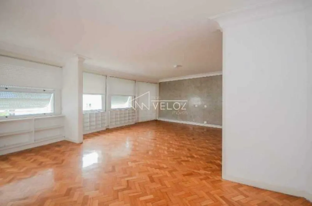 Apartamento, 3 quartos, 130 m² - Foto 2
