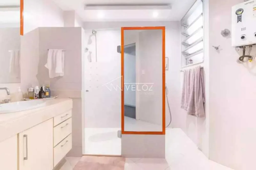Apartamento, 3 quartos, 230 m² - Foto 1