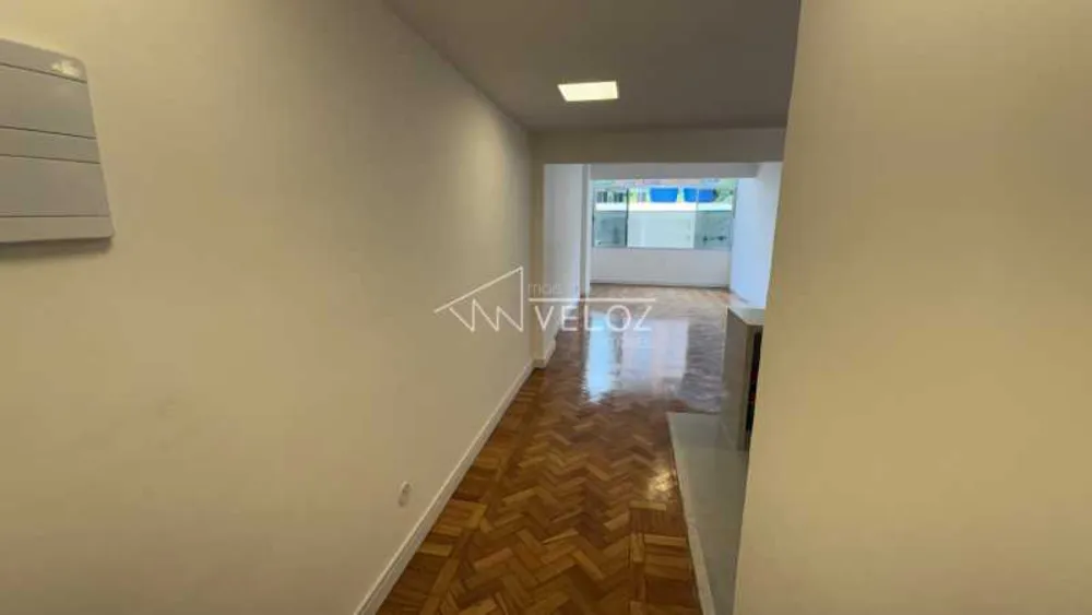 Apartamento, 3 quartos, 131 m² - Foto 2