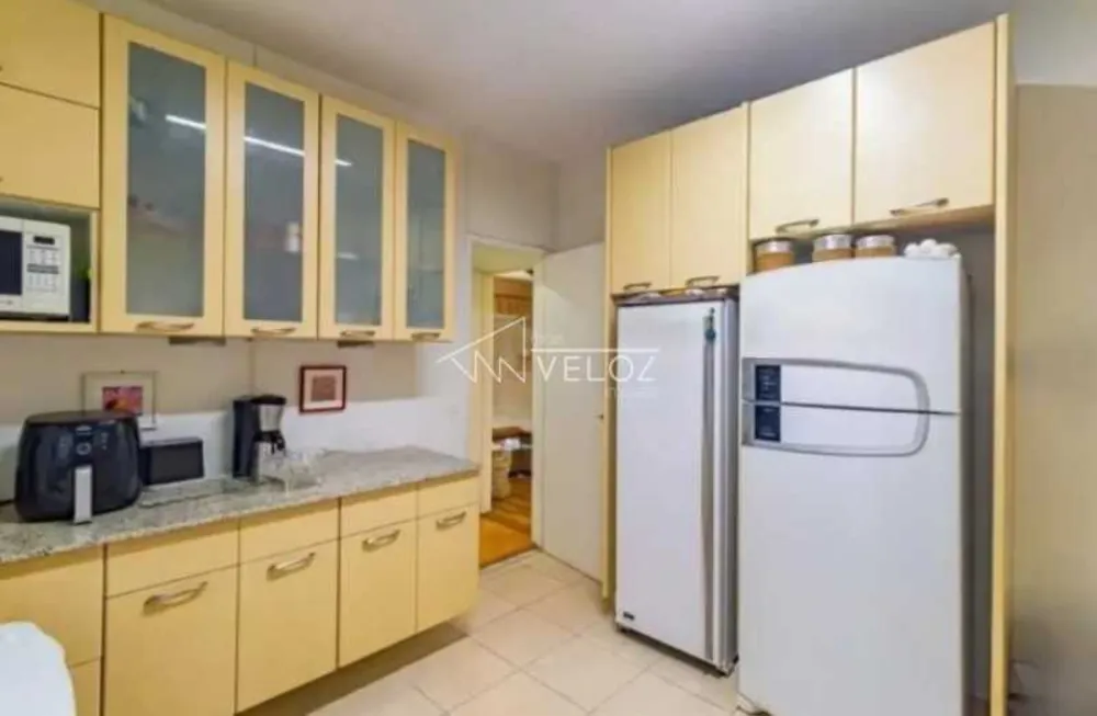 Apartamento, 3 quartos, 236 m² - Foto 1