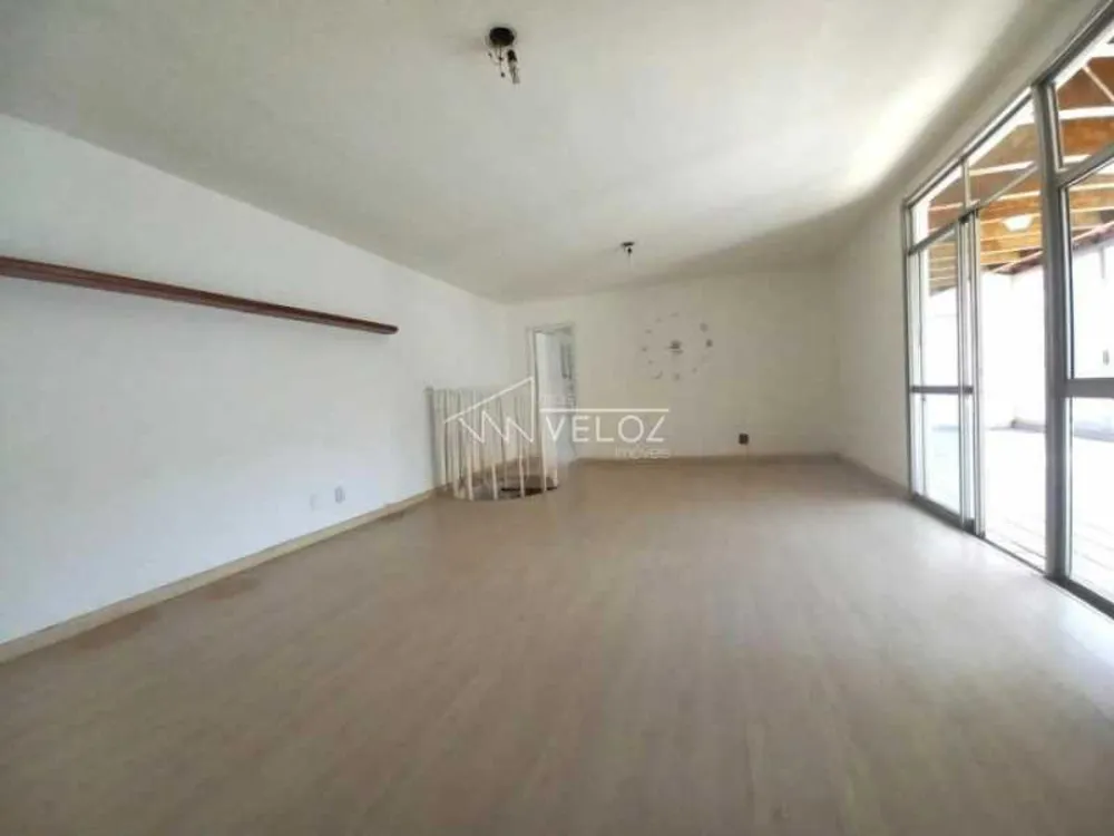 Cobertura, 3 quartos, 193 m² - Foto 13