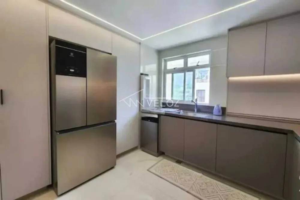 Cobertura, 3 quartos, 207 m² - Foto 3