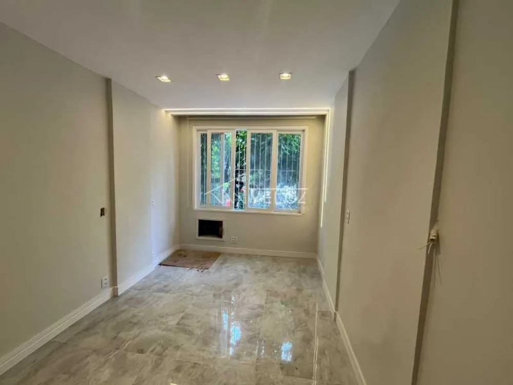 Apartamento, 1 quarto, 27 m² - Foto 2