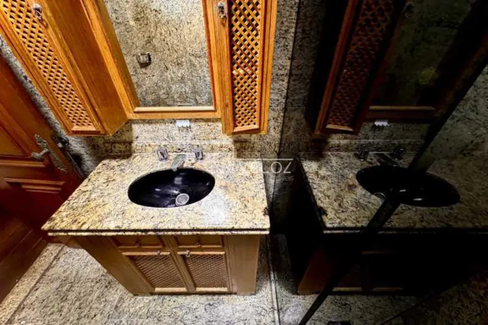 Apartamento, 3 quartos, 140 m² - Foto 1