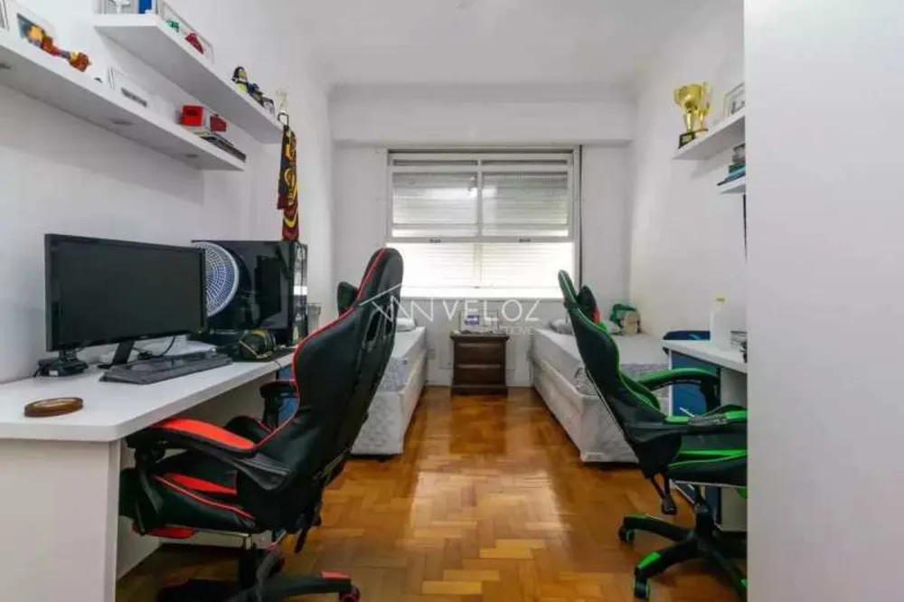 Apartamento, 3 quartos, 230 m² - Foto 2