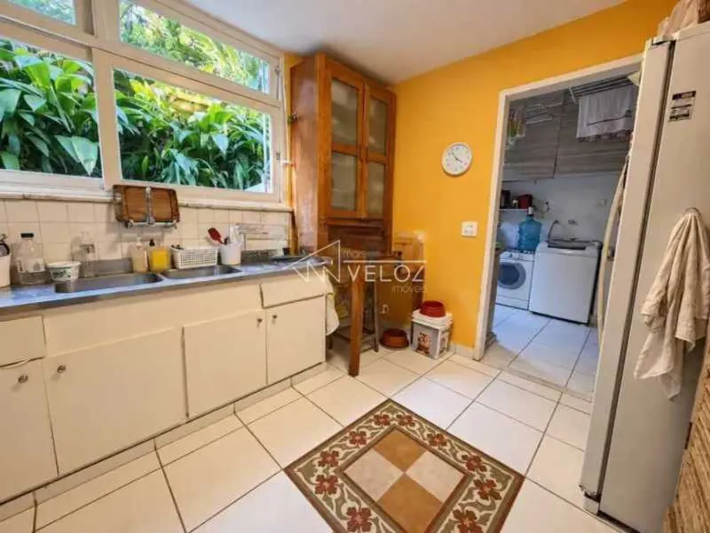 Apartamento, 4 quartos, 230 m² - Foto 1