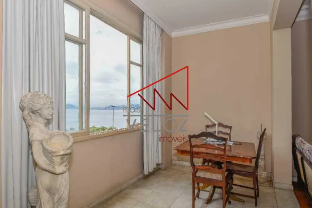 Apartamento, 3 quartos, 280 m² - Foto 1